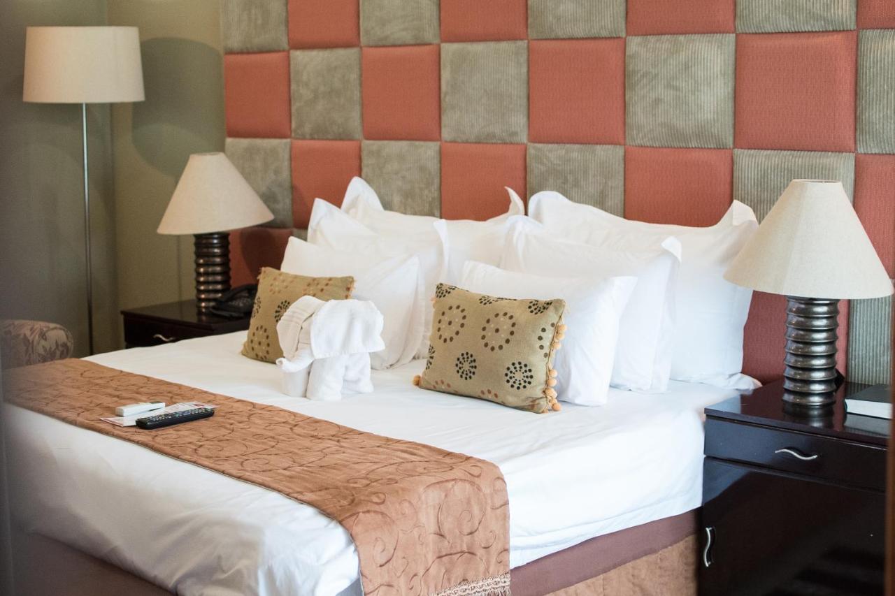 2Ten Hotel Sibasa Zewnętrze zdjęcie