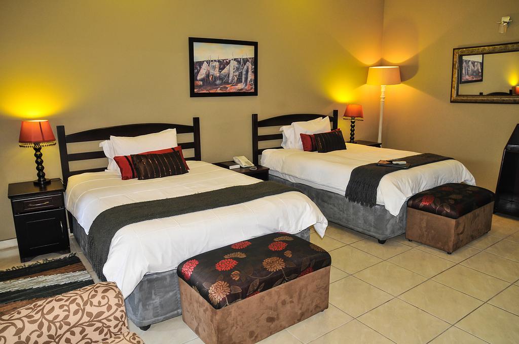 2Ten Hotel Sibasa Zewnętrze zdjęcie
