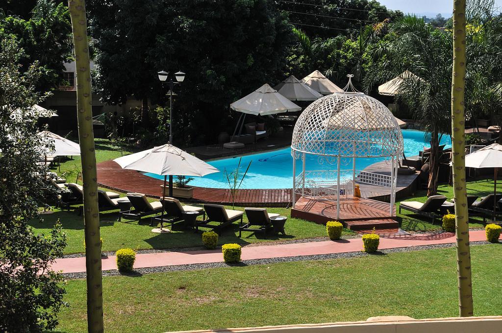 2Ten Hotel Sibasa Zewnętrze zdjęcie